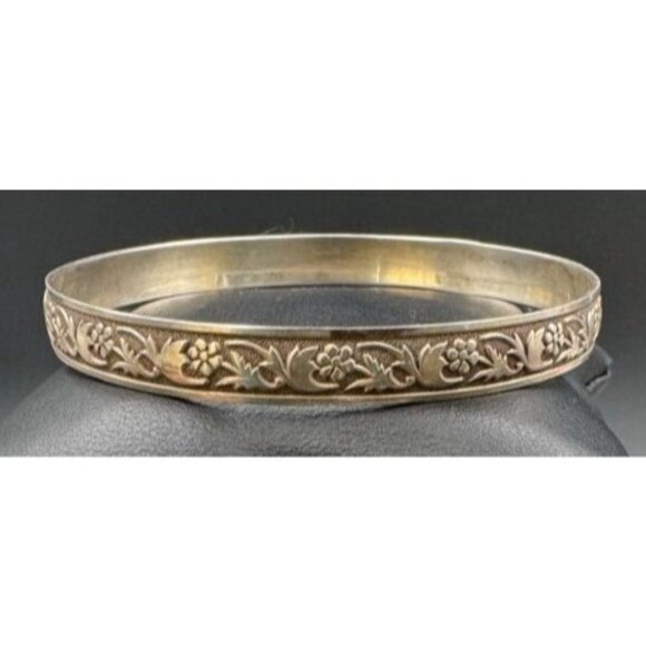 Sterling Silver Floral Micro Maroon Pebble Background - Picture 2 of 4